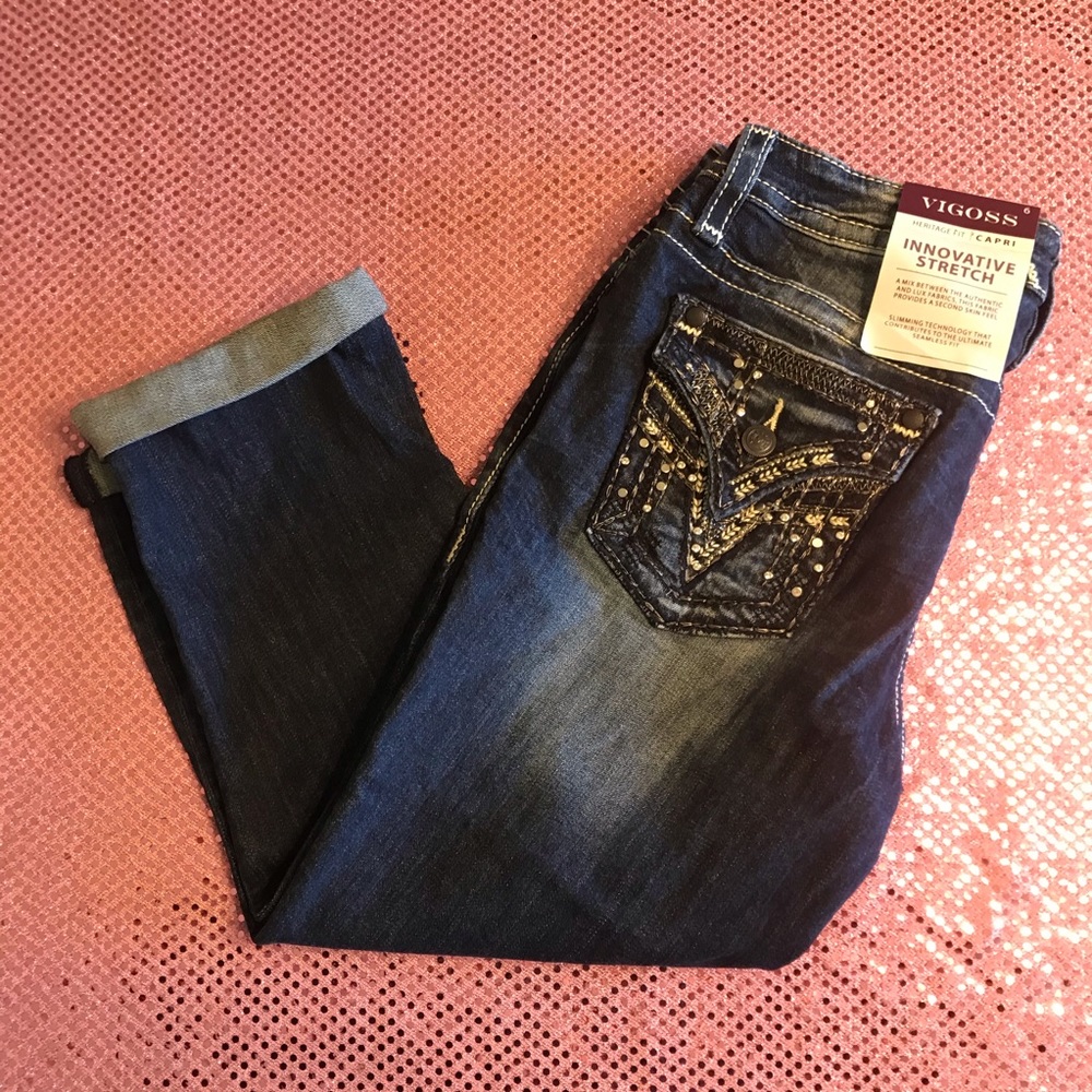 SOLD Vigoss Blue Jean Capri Shorts Embellished - Picture 10 of 12